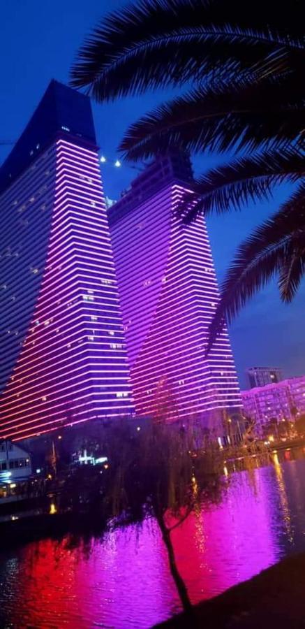 Orbi City- Twin Towers Corpus C Батумі Екстер'єр фото