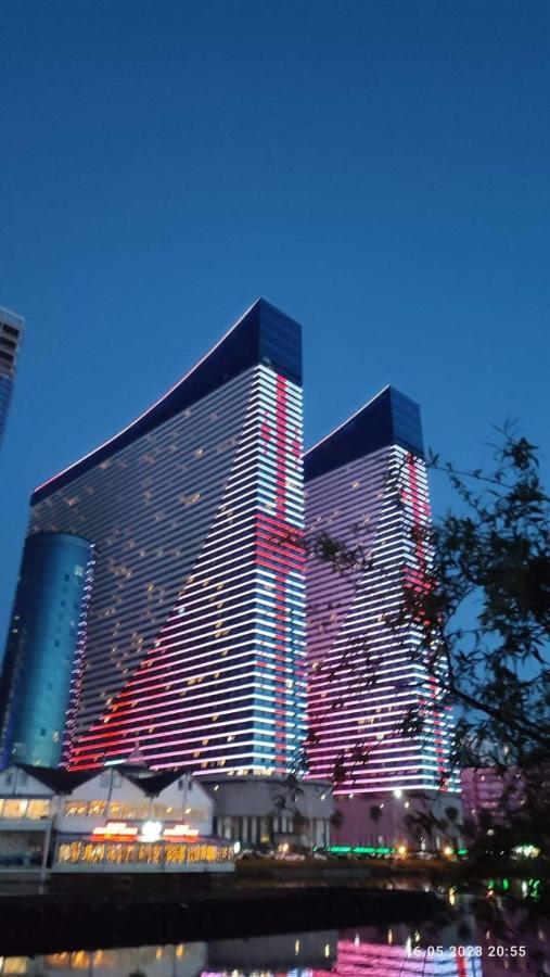 Orbi City- Twin Towers Corpus C Батумі Екстер'єр фото